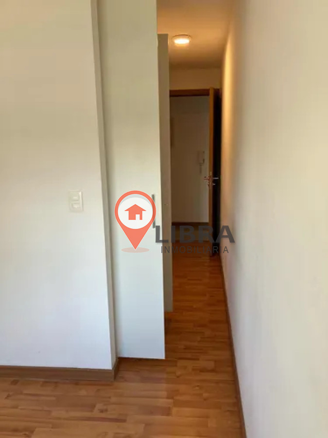 Apartamento ID.9880 - Hermoso Apartamento De 2 Dorm En Centro 