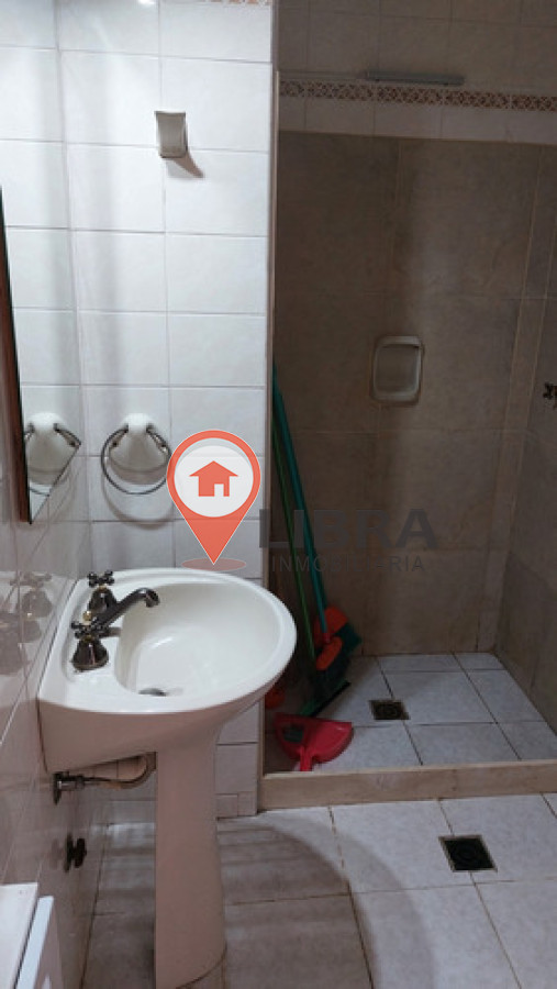Apartamento ID.9209 - Alquiler Monoambiente En Sarmiento Y Bv España En Pocitos