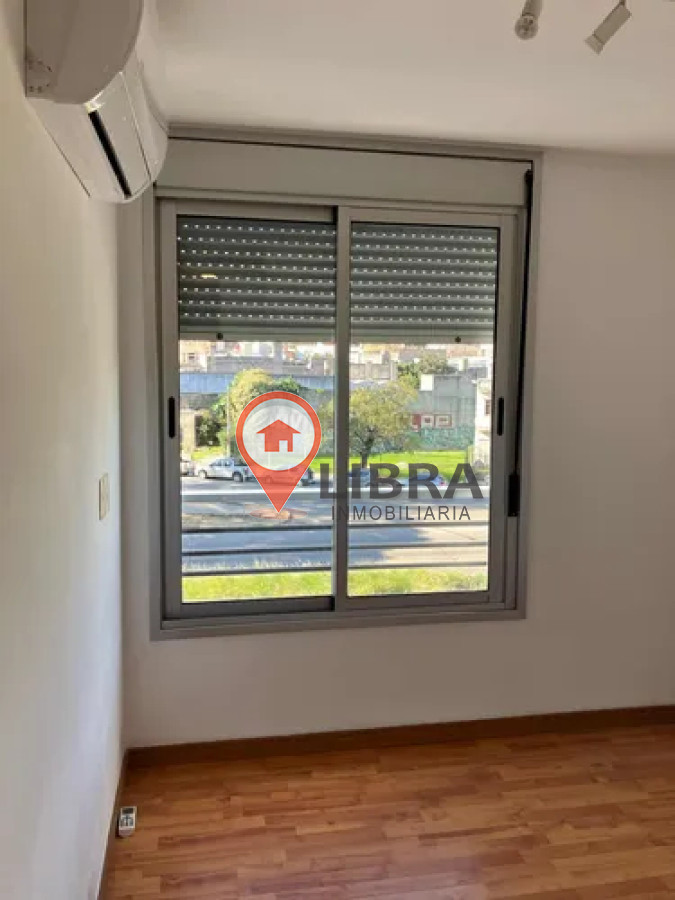 Apartamento ID.9880 - Hermoso Apartamento De 2 Dorm En Centro 