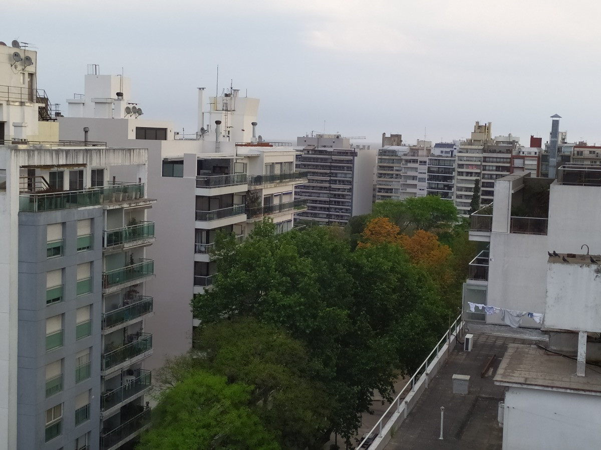 Apartamento ID.8660 - Penthouse Duplex De 3 Dorm Espectacular Barbacoa Con Terraza Y 2 Garajes