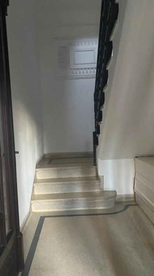 Apartamento ID.11941 - Alquiler Apto 2do Por Escalera 3 Dormitorios Cordón Sur