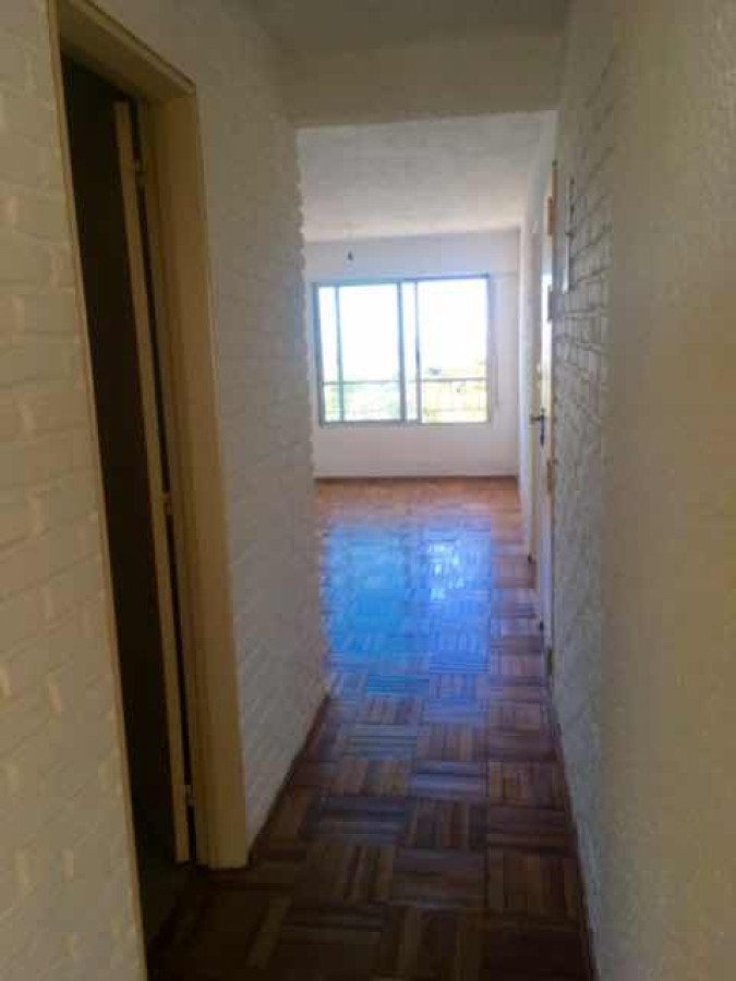 Apartamento ID.6396 - Se Vende Apartamento de 2 Dormitorios en Buceo. Excelentes Vistas