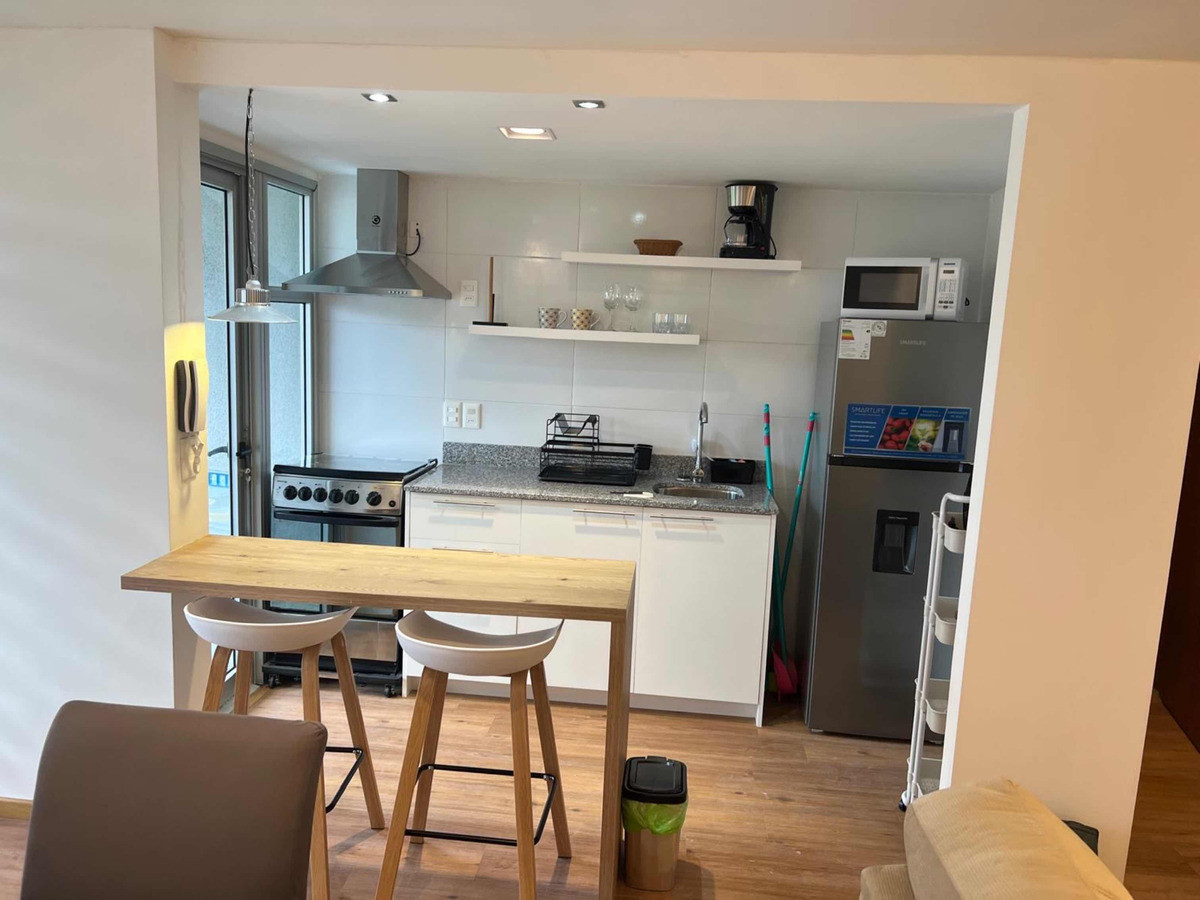 Apartamento ID.4680 - Venta Renta Apartamento 2 Dormitorios Terraza Cordón Garage