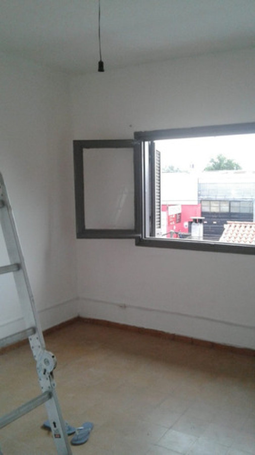 Apartamento ID.10198 - Alquiler Apartamento 2 Dormitorios Curva Maroñas, Frente A Supermercado Disco