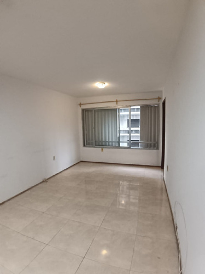 Apartamento ID.11657 - Alquiler De Apartamento 1 dormitorio Impecable En Centro