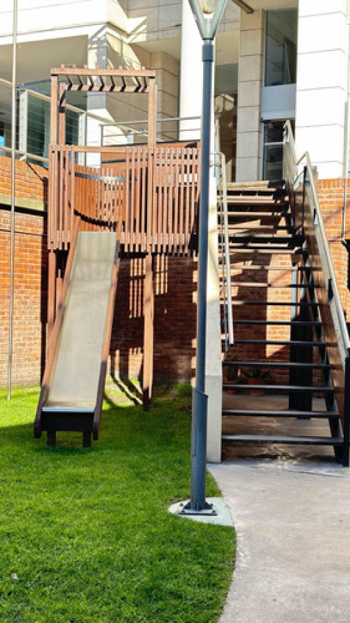 Apartamento ID.10072 - Alquiler Apartamento 3 Dormitorios Balcon Cochera Amoblado En Torres Náuticas Pocitos