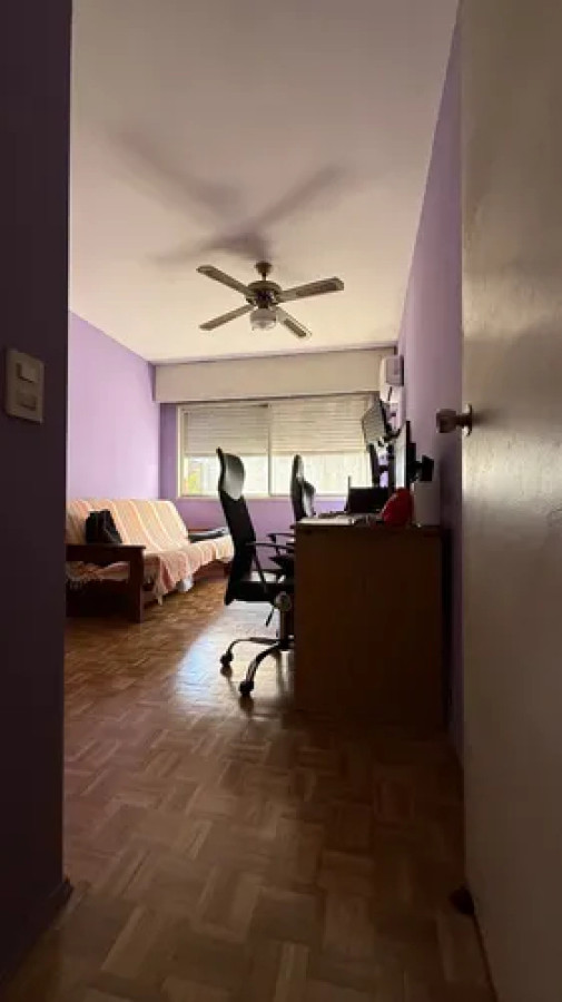 Apartamento ID.10096 - Alquiler Apartamento 2 Dormitorios Y Garage, Centro, Montevideo