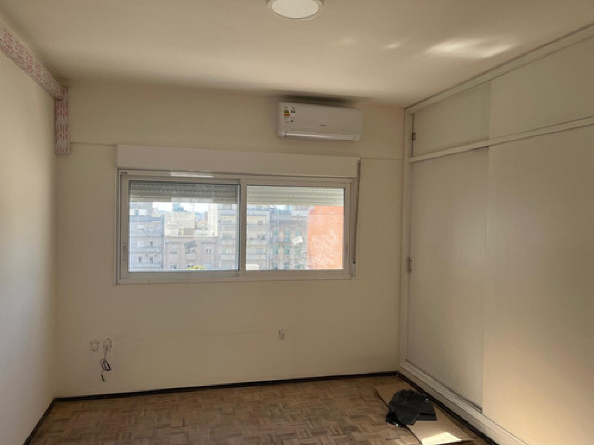 Apartamento ID.10112 - Alquiler Apartamento 1 Dormitorio Totalmente Refaccionado, Centro Montevideo