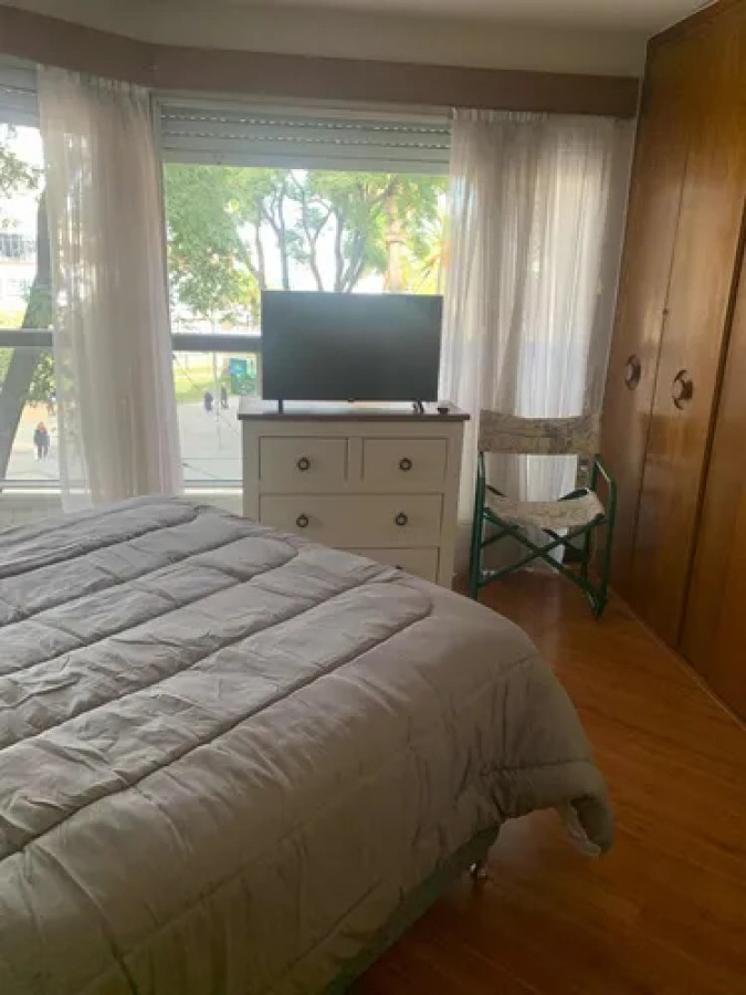 Apartamento ID.10239 - Alquiler  Apartamento Amueblado 1 Dormitorio Punta Carretas