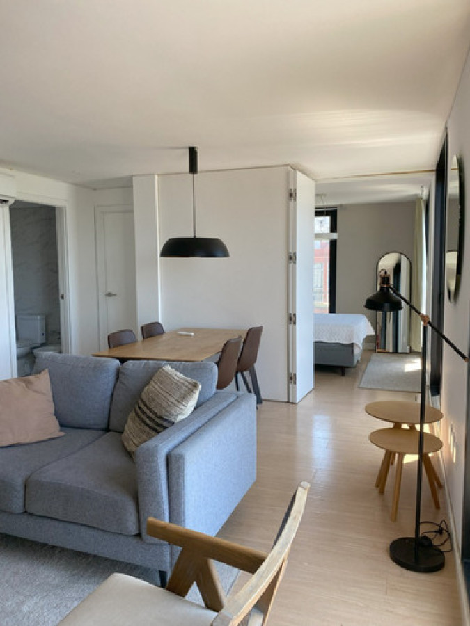 Apartamento ID.10247 - Hermoso Apartamento De 2 Dorm Con Garaje Y Balcón 