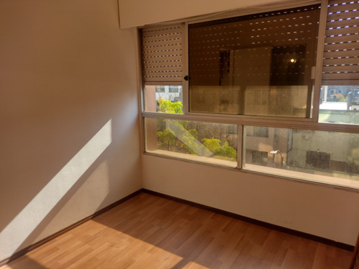 Apartamento ID.10289 - Alquiler En Pocitos!! Apartamento 1 Dormitorio Al Frente, Impecable!!
