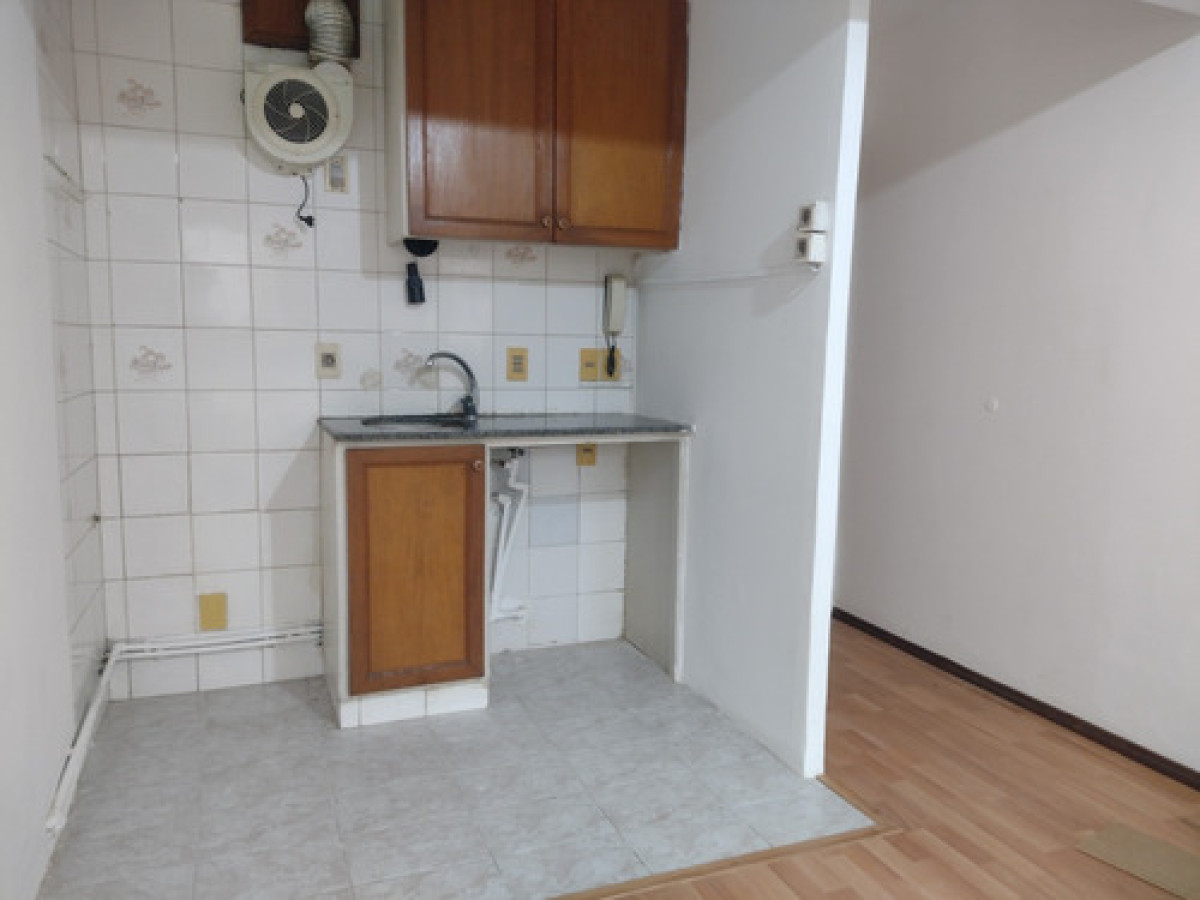 Apartamento ID.10289 - Alquiler En Pocitos!! Apartamento 1 Dormitorio Al Frente, Impecable!!