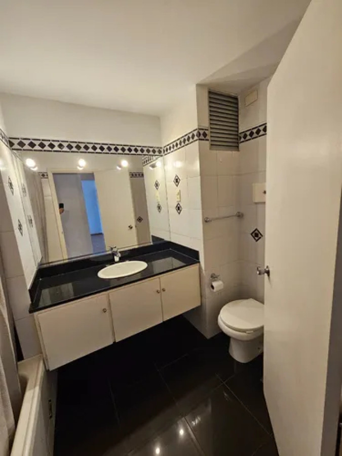 Apartamento ID.10365 - Espectacular Apartamento 3 Dormitorios  Frente A Rambla De Pocitos