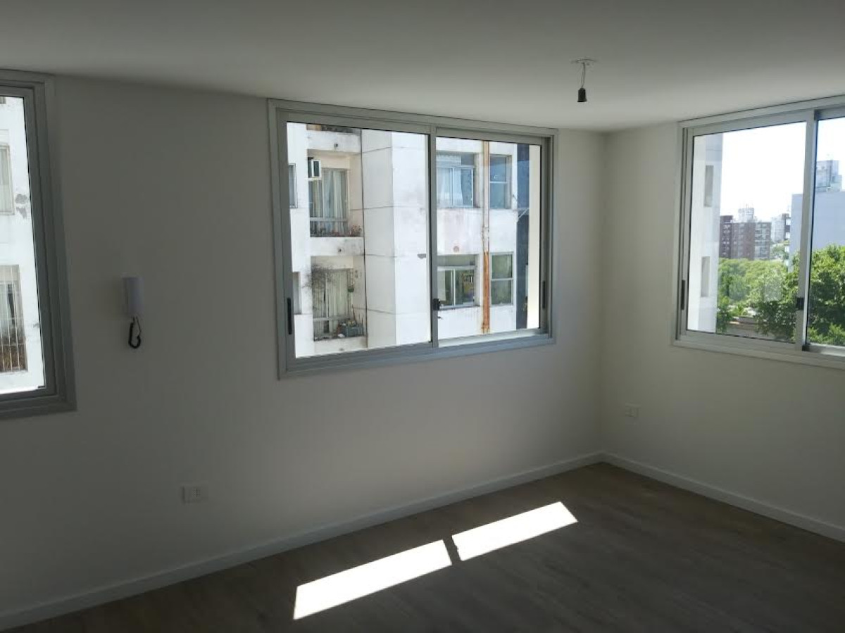 Apartamento ID.10599 - Alquiler Hermoso Apartamento 1 Dormitorio En Pocitos