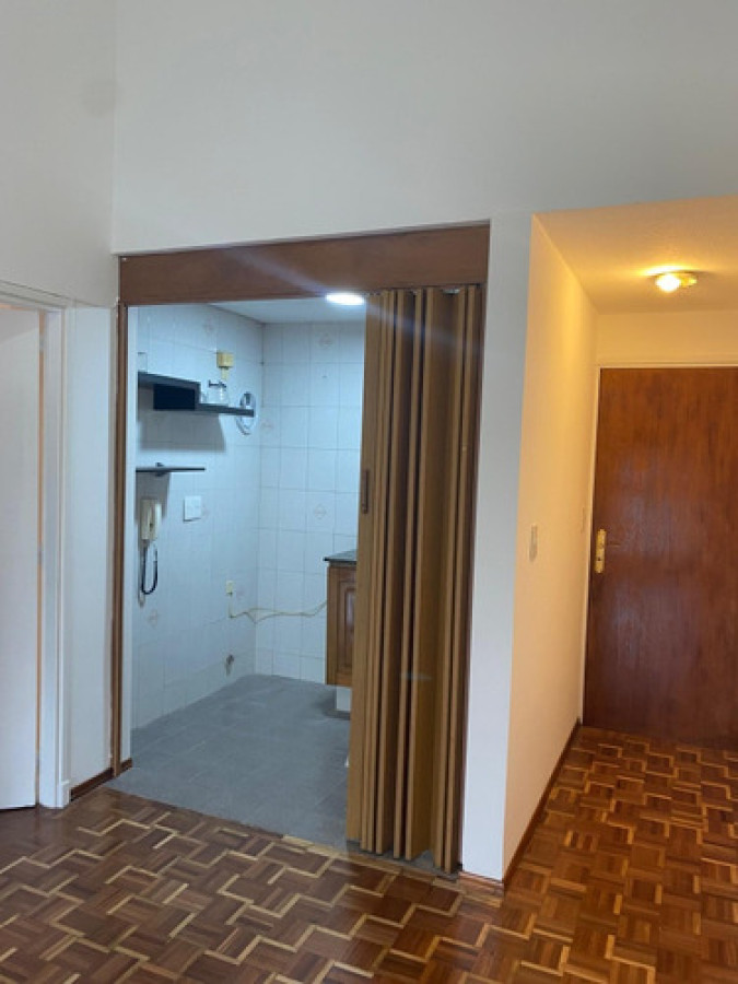 Apartamento ID.10620 - Alquila Hoy! Apto. 1 Dormitorio Con Cochera Y Box En Punta Carretas