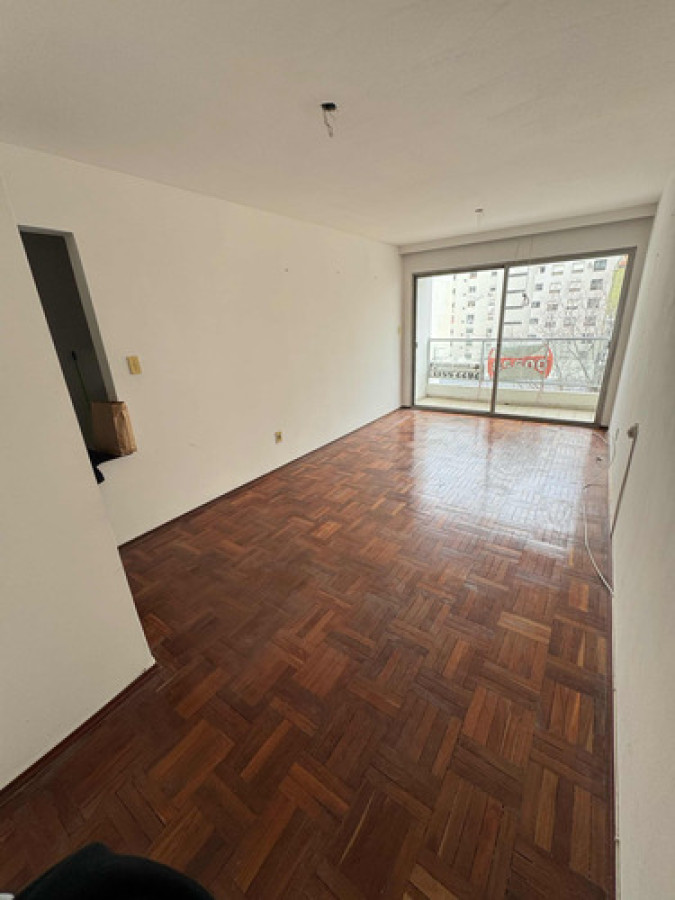 Apartamento ID.10738 - Hermoso Apartamento De 2 Dorm Con Balcon