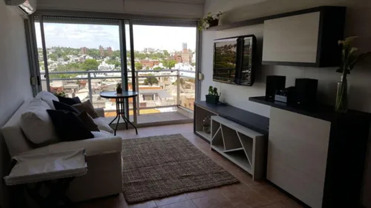 Apartamento ID.10759 - Imperdible! En Parque Batlle Alquiler Apto. 2 Dormitorios Y Cochera!