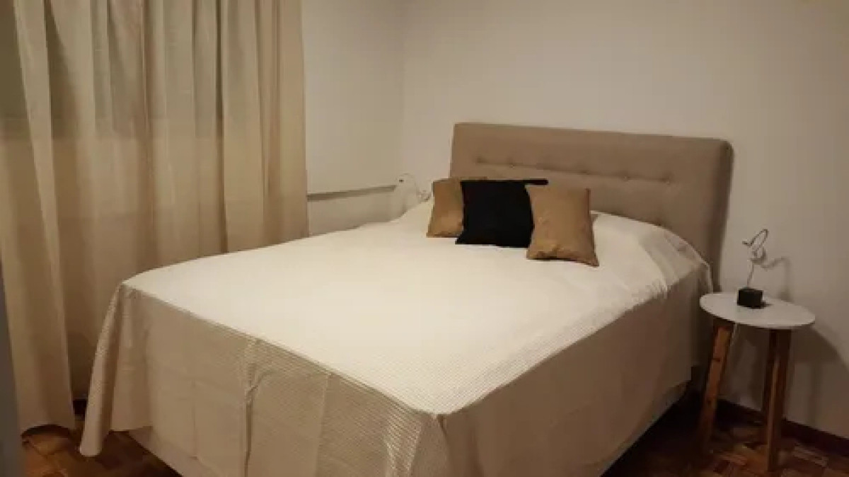 Apartamento ID.10759 - Imperdible! En Parque Batlle Alquiler Apto. 2 Dormitorios Y Cochera!