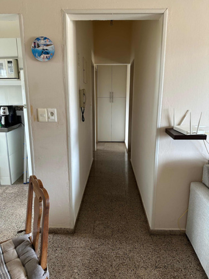 Apartamento ID.10929 - Oportunidad en Villa Española! Apto. en Complejo Cerrado 2 Dormitorios, Estacionamiento