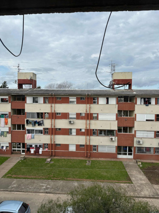 Apartamento ID.10929 - Oportunidad en Villa Española! Apto. en Complejo Cerrado 2 Dormitorios, Estacionamiento