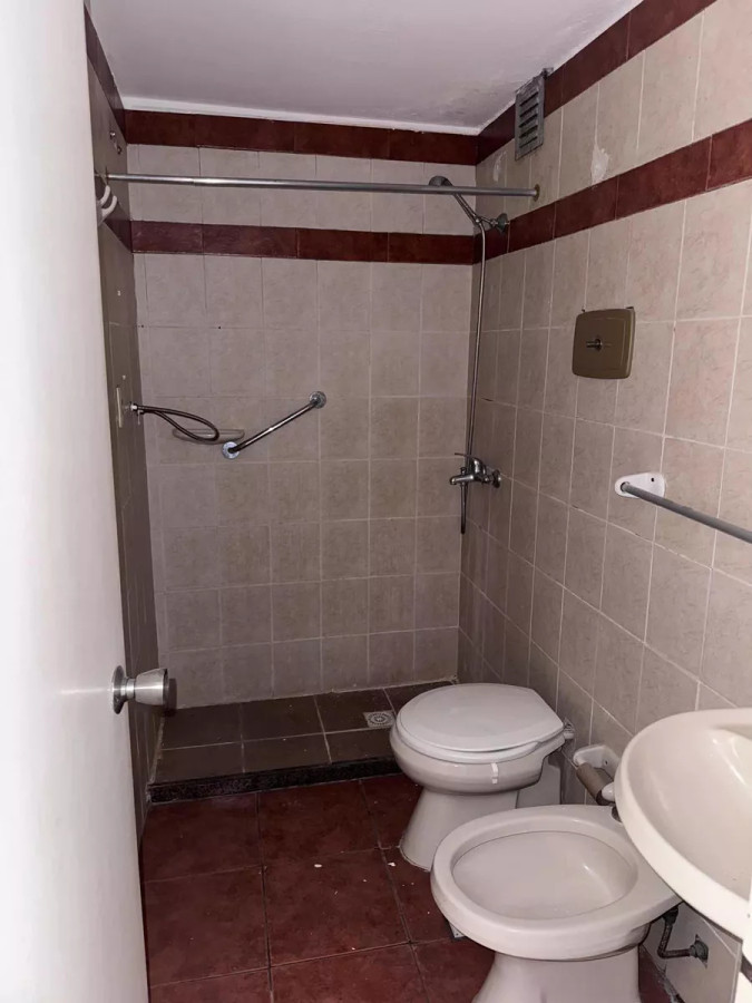 Apartamento ID.6578 - Alquiler Monoambiente  A Media Cuadra De La Rambla Pocitos