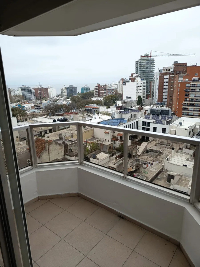 Apartamento ID.11120 - Hermoso Apartamento De 1 Dorm Con Balcon