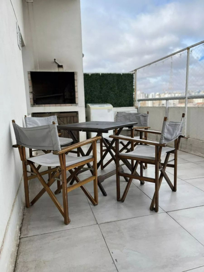 Apartamento ID.11294 - SE ALQUILA APARTAMENTO EN TRES CRUCES DE 2 DORMITORIOS CON TERRAZA