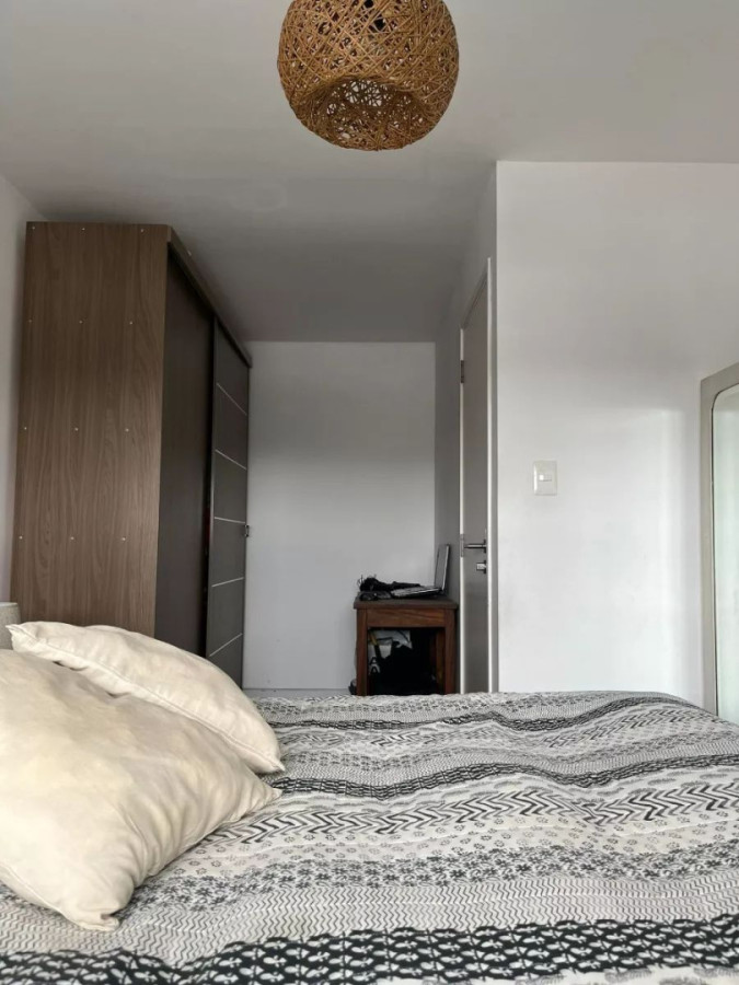 Apartamento ID.11294 - SE ALQUILA APARTAMENTO EN TRES CRUCES DE 2 DORMITORIOS CON TERRAZA