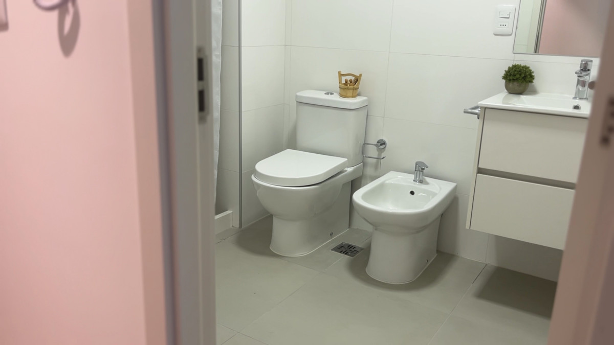 Apartamento ID.11299 - ALQUILER DE LUMINOSO Y AMOBLADO MONOAMBIENTE EN CORDÓN