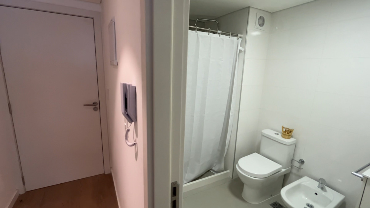 Apartamento ID.11299 - ALQUILER DE LUMINOSO Y AMOBLADO MONOAMBIENTE EN CORDÓN