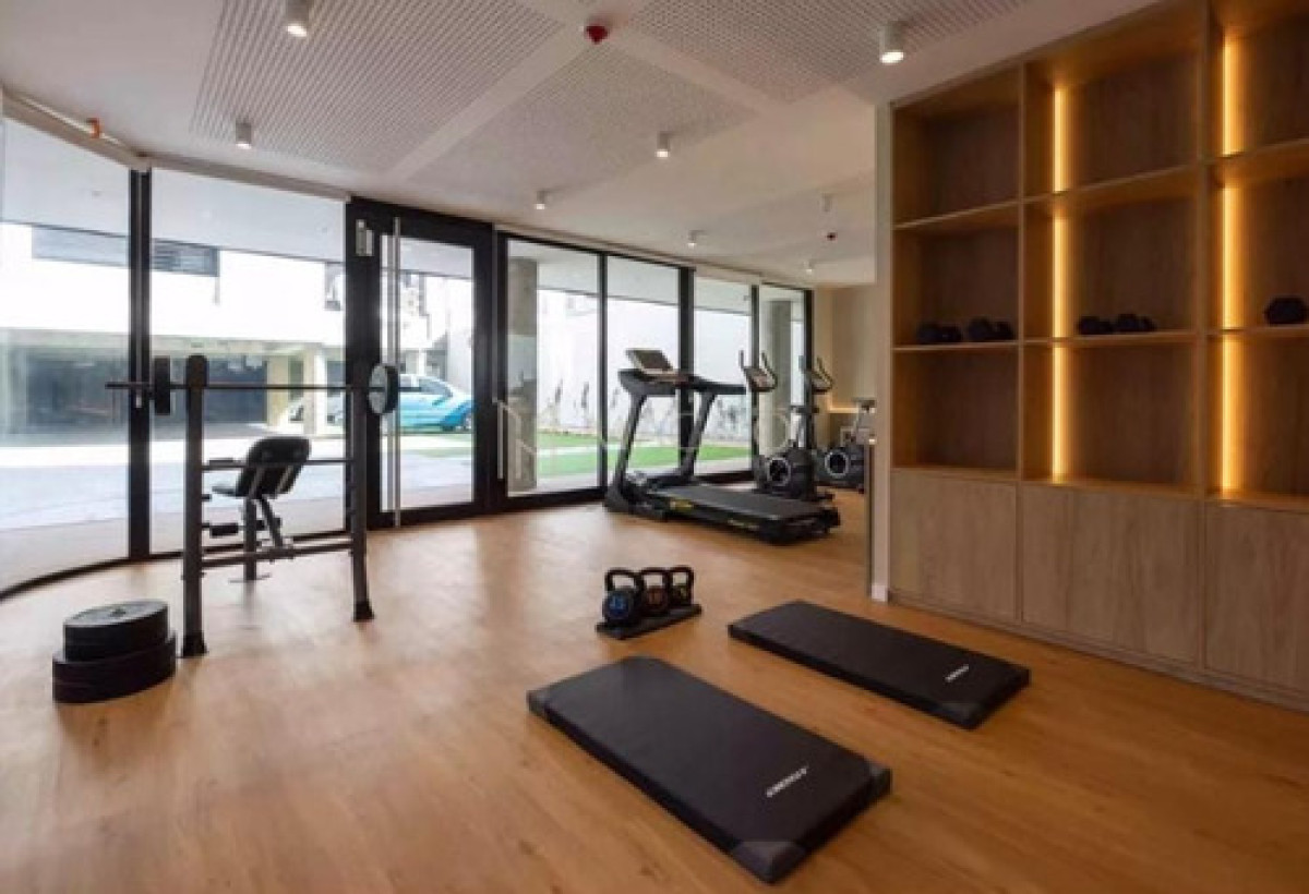 Apartamento ID.11431 - Alquiler De Apartamento 1 Dormitorio Con Terraza Y Balcón, Cochera, Impecable, En La Blanqueada.