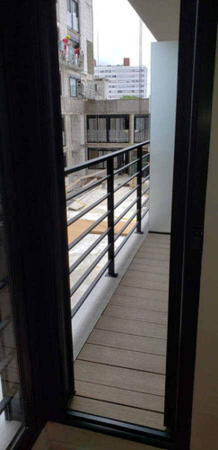 Apartamento ID.11431 - Alquiler De Apartamento 1 Dormitorio Con Terraza Y Balcón, Cochera, Impecable, En La Blanqueada.