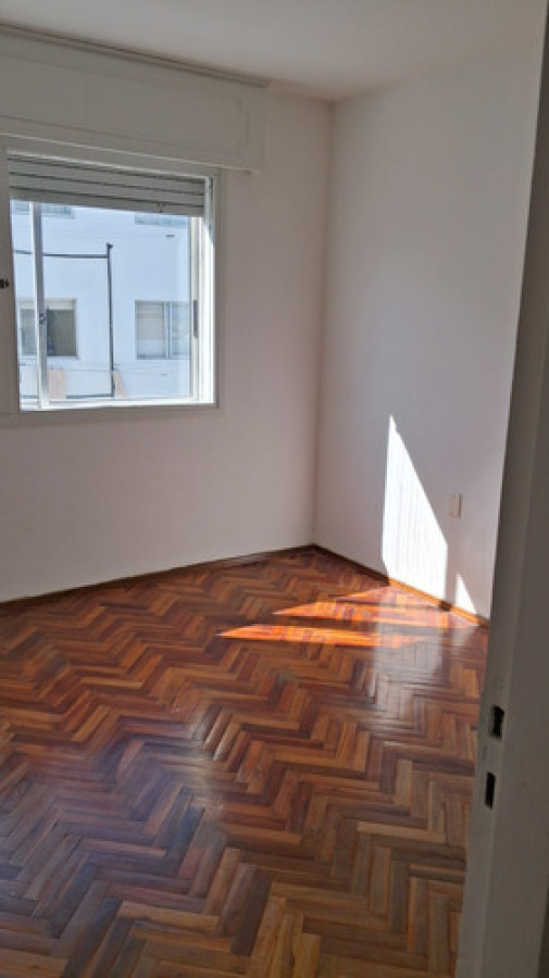Apartamento ID.11456 - Venta Apartamento 2 Dormitorios Terraza En La Blanqueada