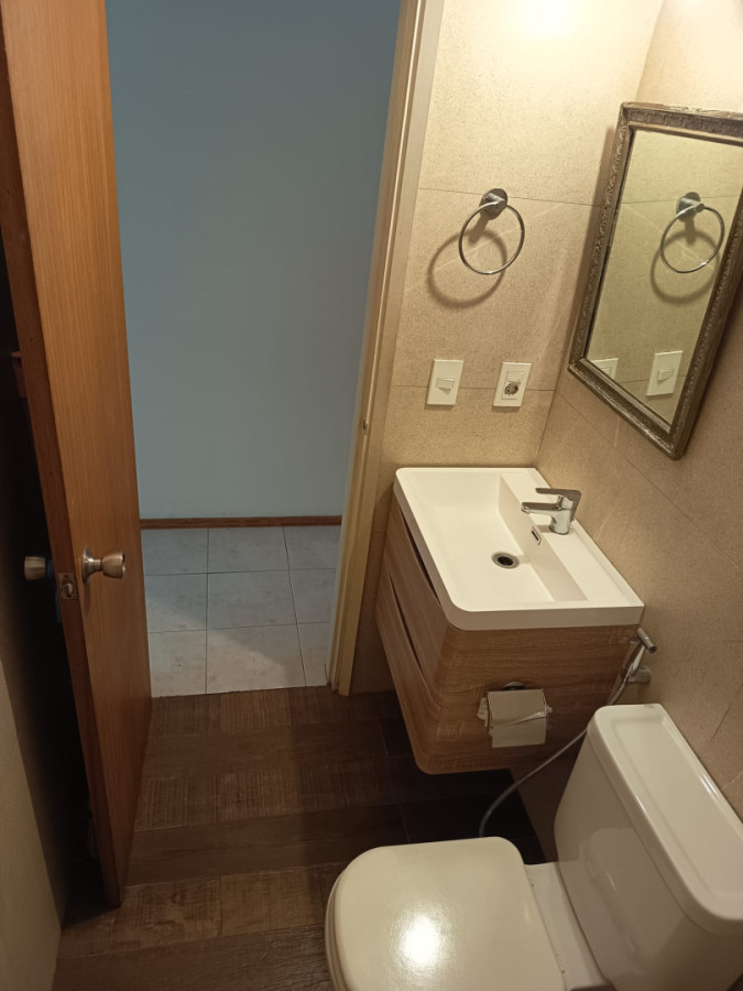 Apartamento ID.3984 - Alquiler Monoambiente Pocitos Av. Brasil Muy Luminoso