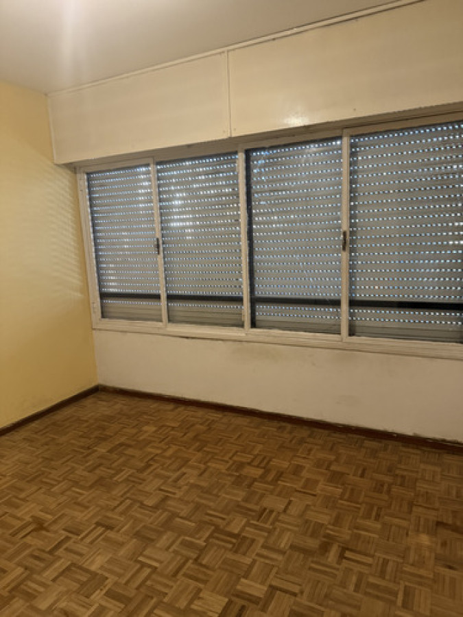 Apartamento ID.11551 - Venta De Apartamento 1 Dormitorio, Balcón, Impecable En Cordón 