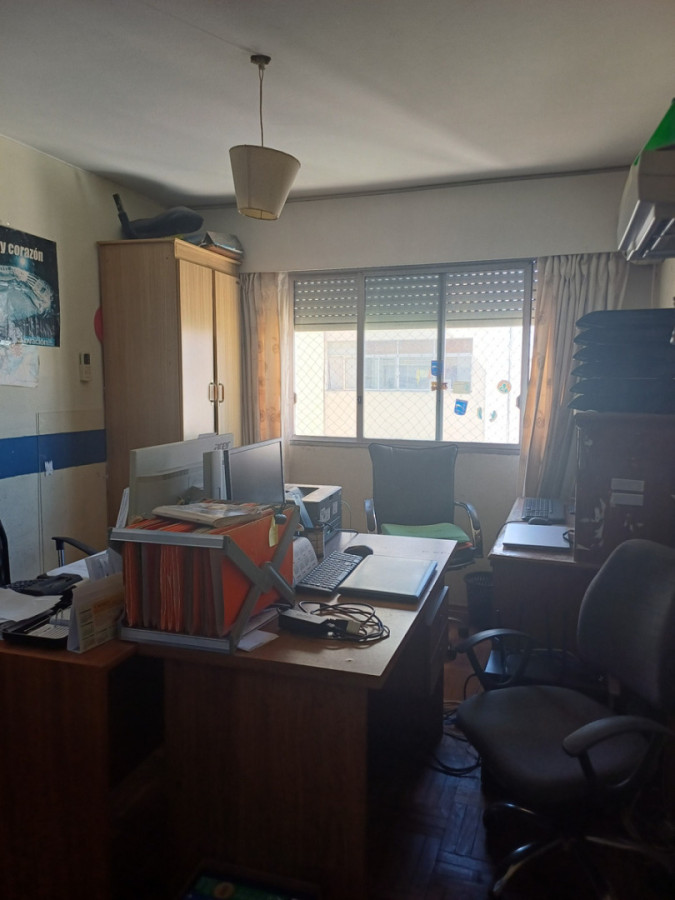 Apartamento ID.11647 - Alquiler de apartamento 3 dormitorios en Pocitos