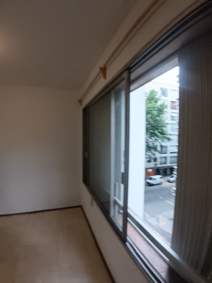 Apartamento ID.11675 - Alquiler de apartamento 1 dormitorio en el Centro