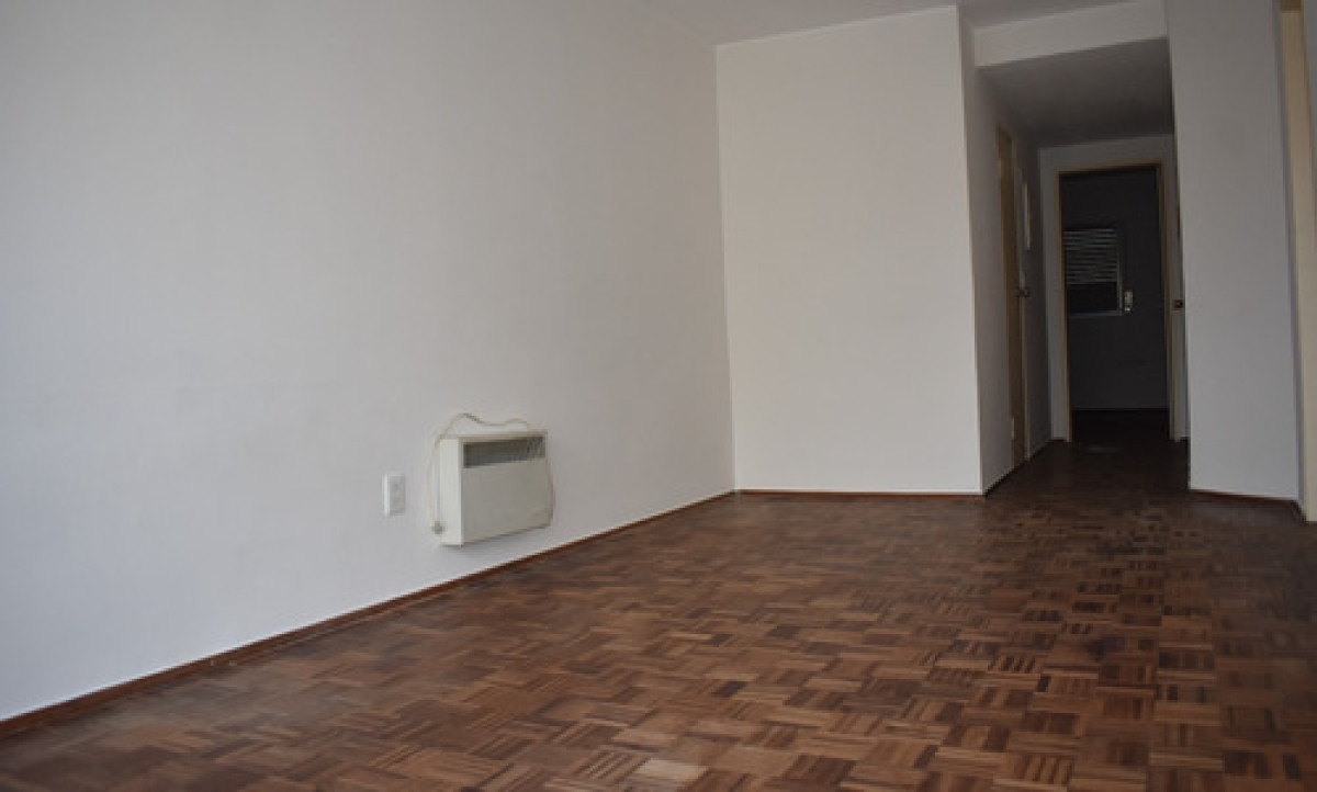 Apartamento ID.11745 - Alquiler De Apartamento 1 Dormitorio Con Balcón En Pocitos  