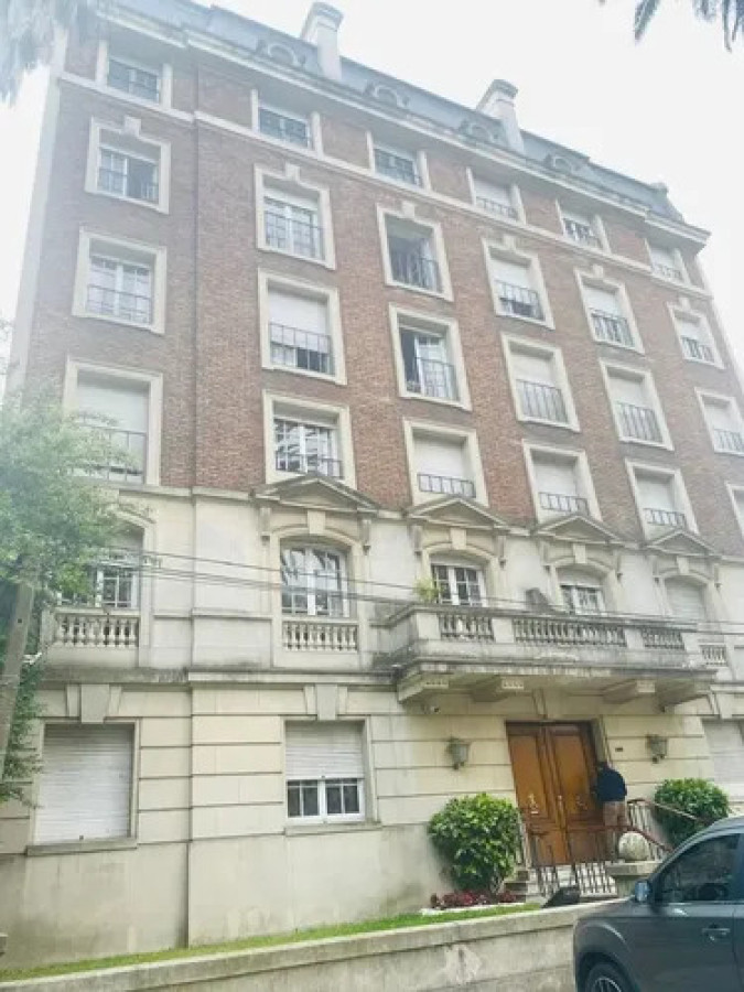 Apartamento ID.11787 - Alquiler o venta de apartamento 3 dormitorios en Pocitos