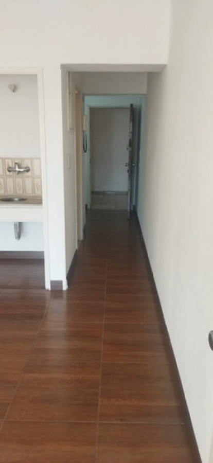 Apartamento ID.11958 - Alquiler de monoambiente en Cordon