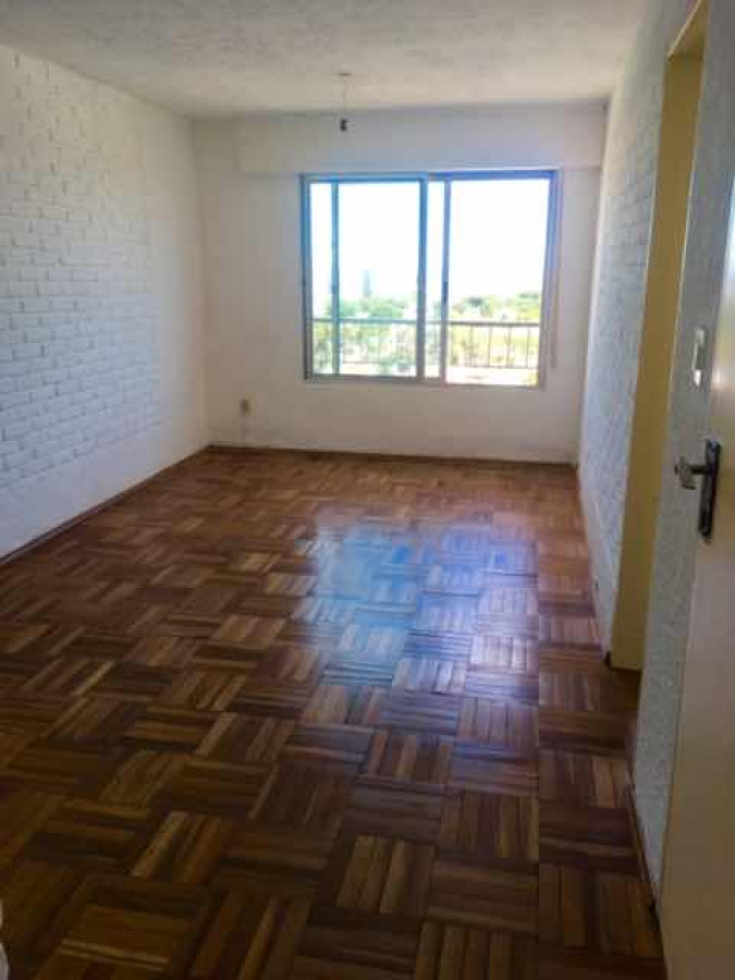 Apartamento ID.6396 - Se Vende Apartamento de 2 Dormitorios en Buceo. Excelentes Vistas