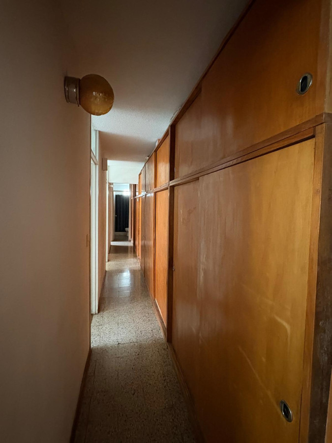 Apartamento ID.12197 - Venta Apartamento 4 Dormitorios Euskalerria 70 Oportunidad
