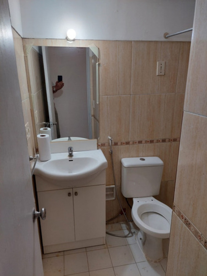 Apartamento ID.12230 - Alquiler O Venta De Monoambiente Sobre 18 De Julio En Cordón