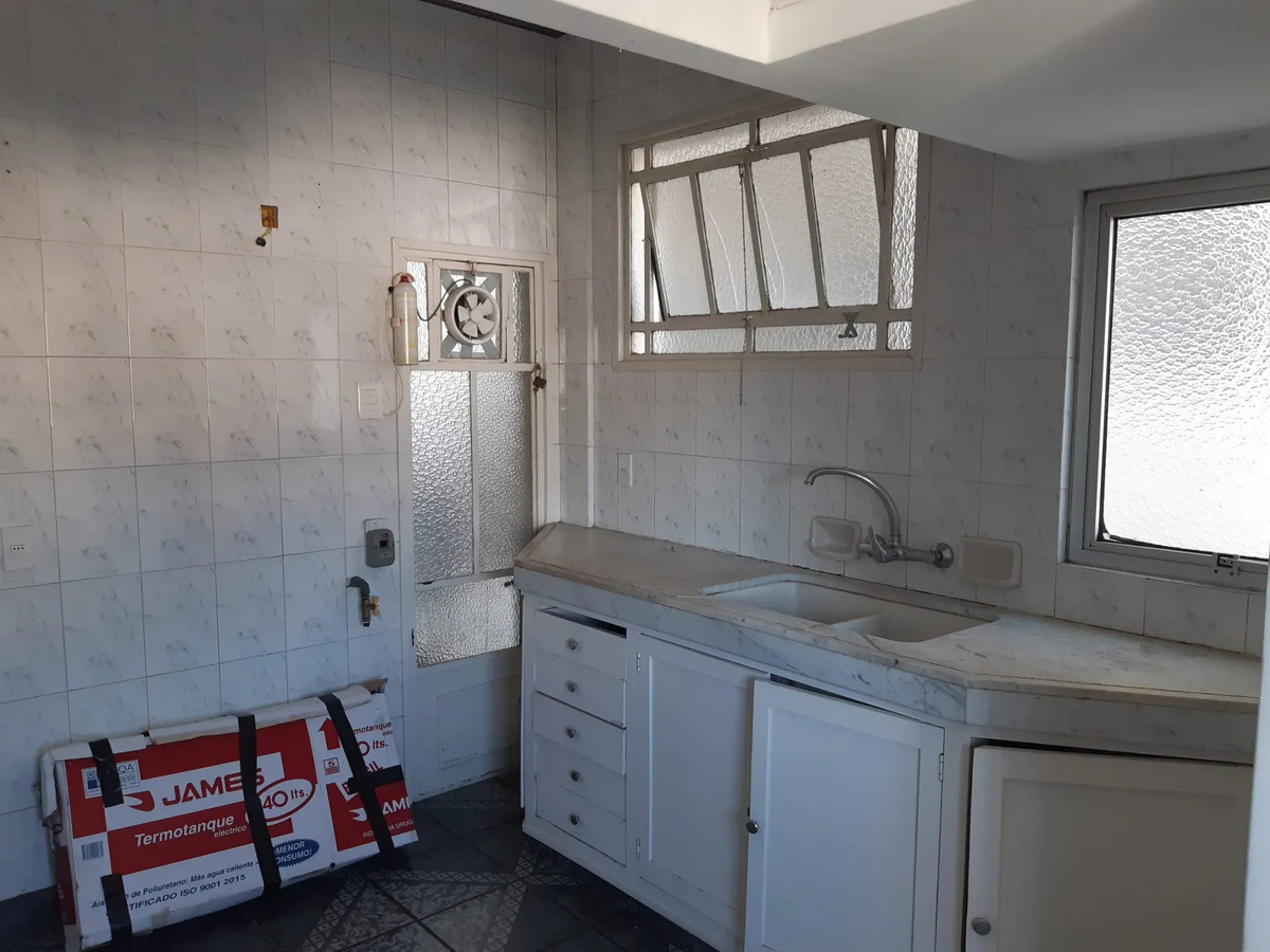 Apartamento ID.12477 - Alquiler Apartamento 2 Dormitorios 2 Baños Terraza Centro