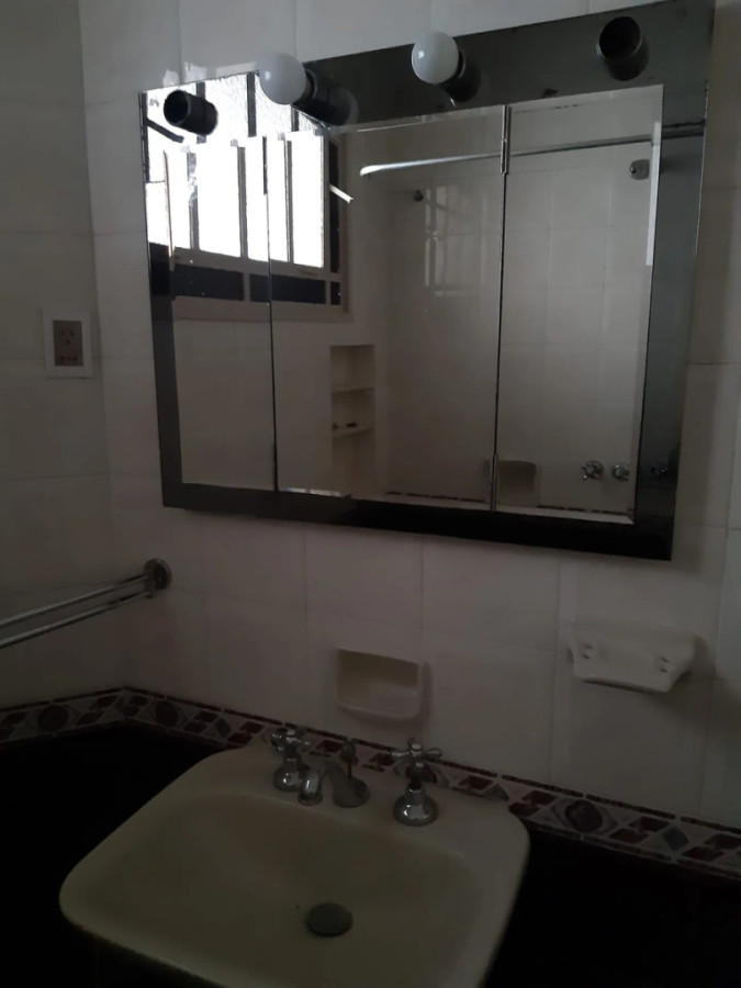 Apartamento ID.12477 - Alquiler Apartamento 2 Dormitorios 2 Baños Terraza Centro