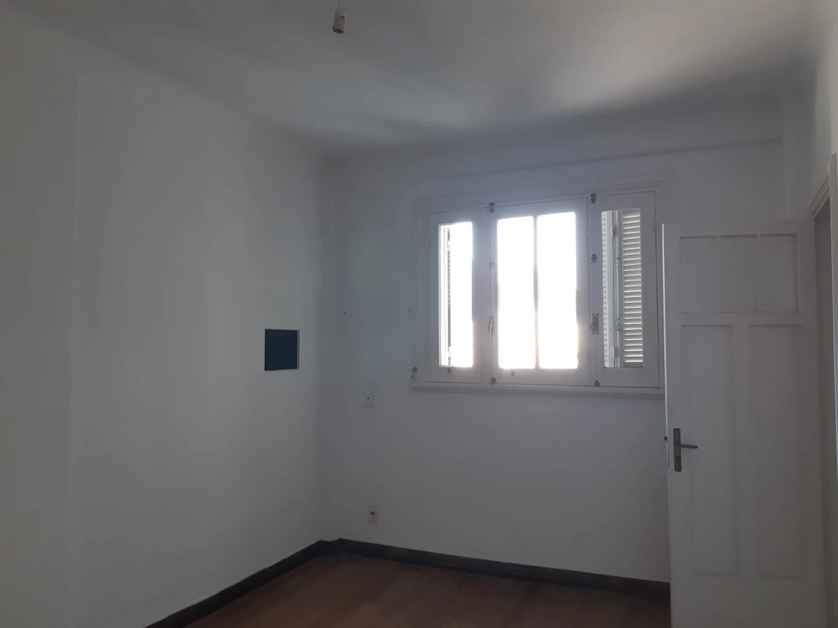 Apartamento ID.12477 - Alquiler Apartamento 2 Dormitorios 2 Baños Terraza Centro