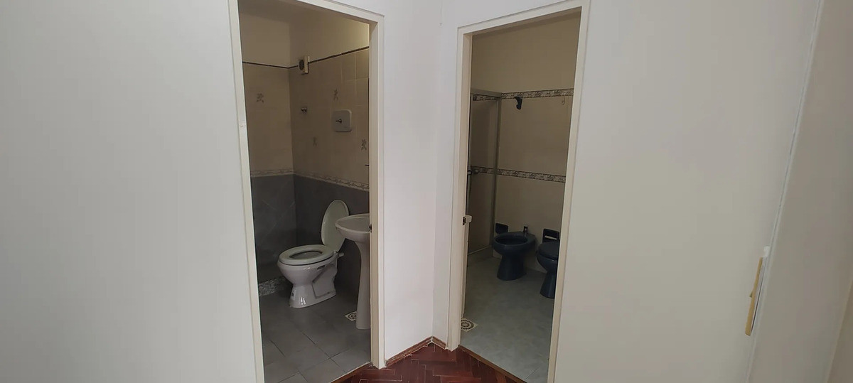 Apartamento ID.12566 - Alquiler Apartamento De 2 Dormitorios 2 Baños En Tres Cruces