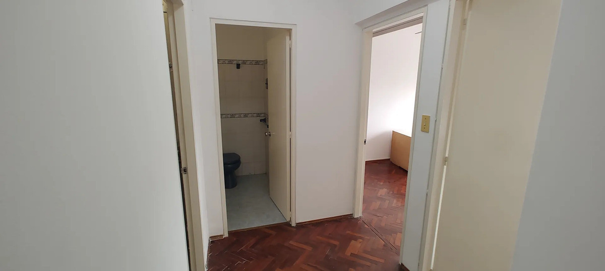 Apartamento ID.12566 - Alquiler Apartamento De 2 Dormitorios 2 Baños En Tres Cruces