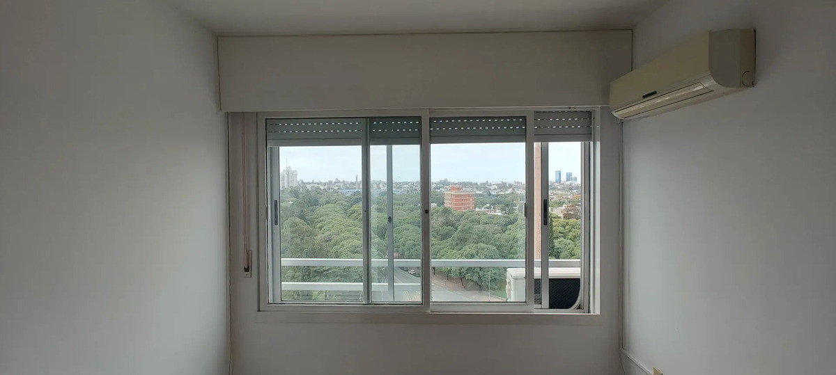 Apartamento ID.12566 - Alquiler Apartamento De 2 Dormitorios 2 Baños En Tres Cruces