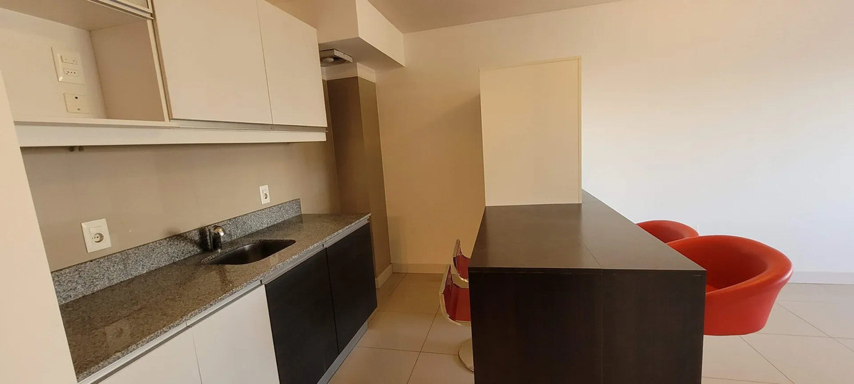 Apartamento ID.13171 - Alquiler Apartamento De 1 Dormitorio Al Frente A 2 Cuadras De La Rambla En Malvin